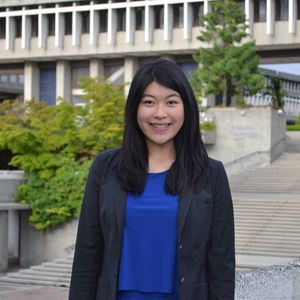 Meet your Posher, Emily